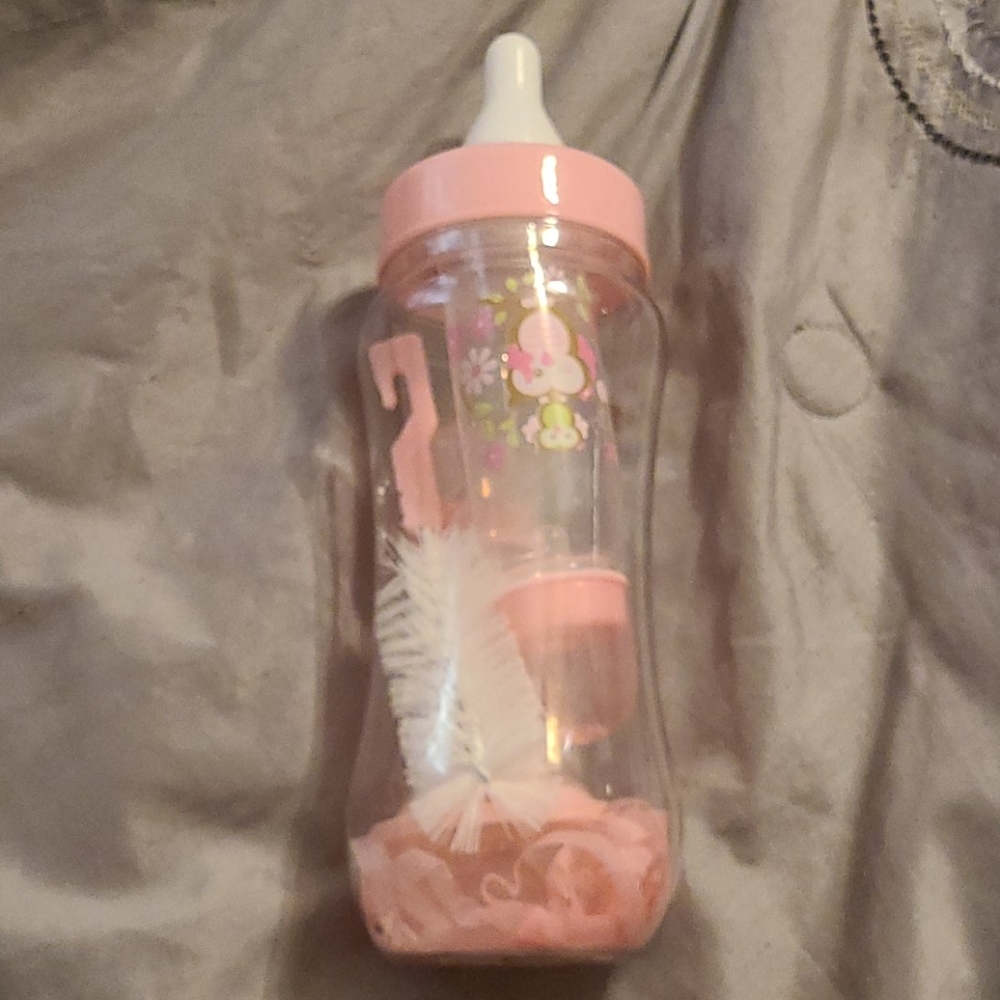 Baby bottle set with piggy bank